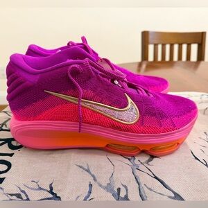Nike WMNS Air Zoom GT Hustle 3 Hyper Pink New no box size 10.5